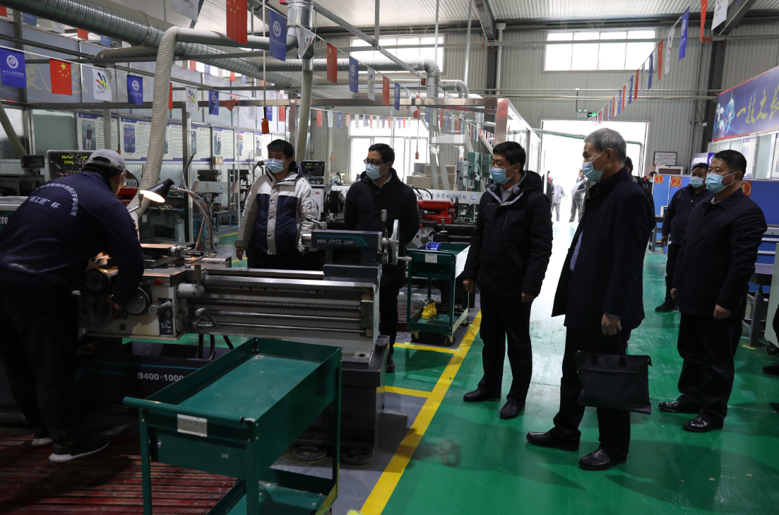 临沂人社局到山东交通技师学院督导疫情防控和安全生产工作