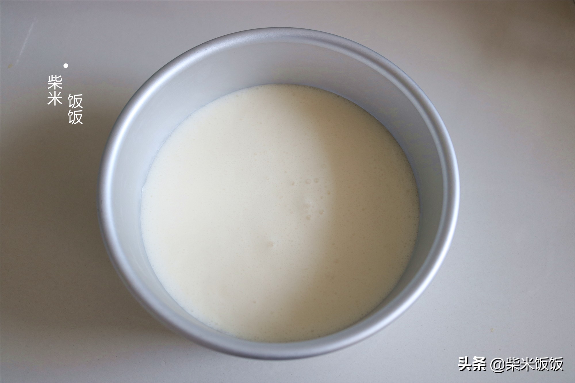 蛋糕这样做，入口即化，清凉解暑，夏天吃它，比吃雪糕还过瘾