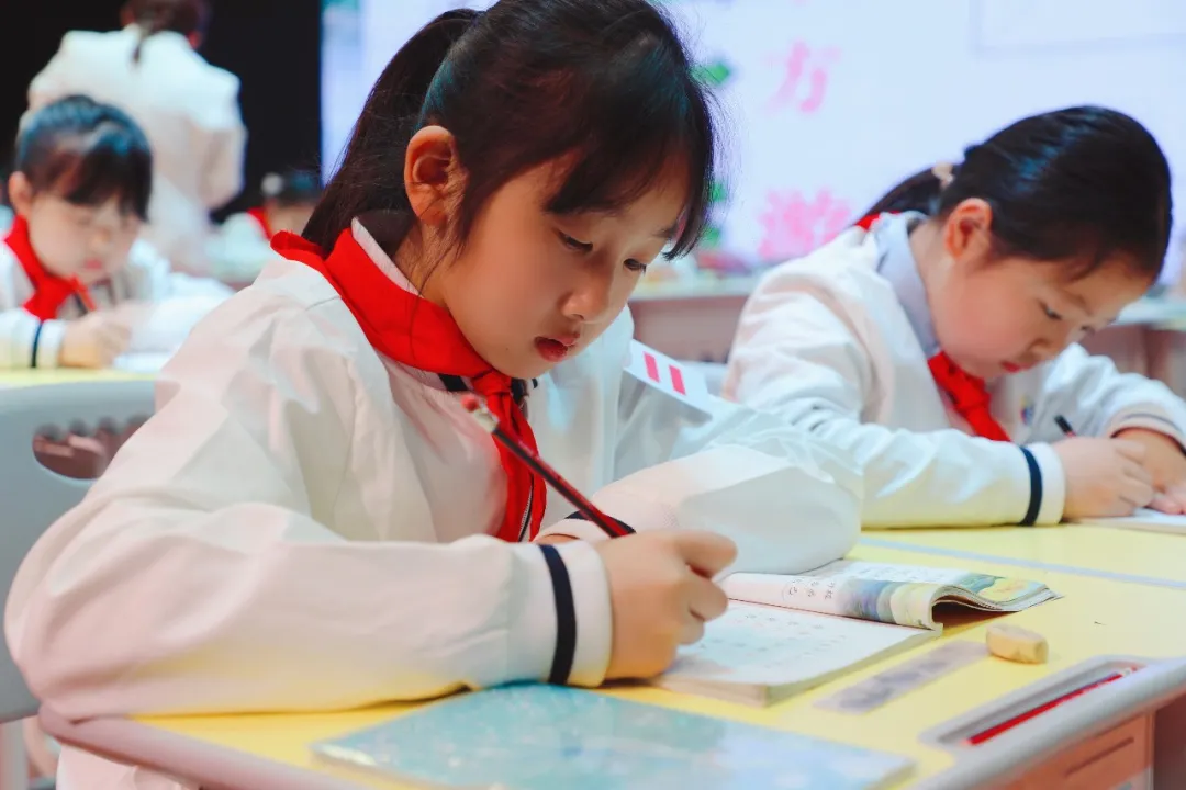 天府新区2020-2021学年度下期低段阅读教学专题教研活动