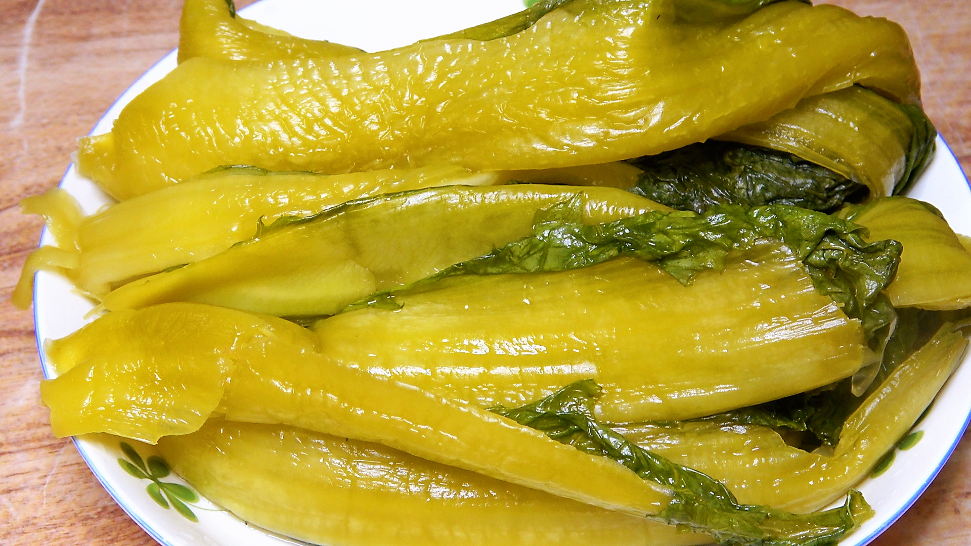 泡酸菜別只加鹽，30年老方法告訴你，又酸又脆，放一年不會壞