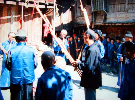 贵州采风：走进镇远报京乡侗家大寨（图）