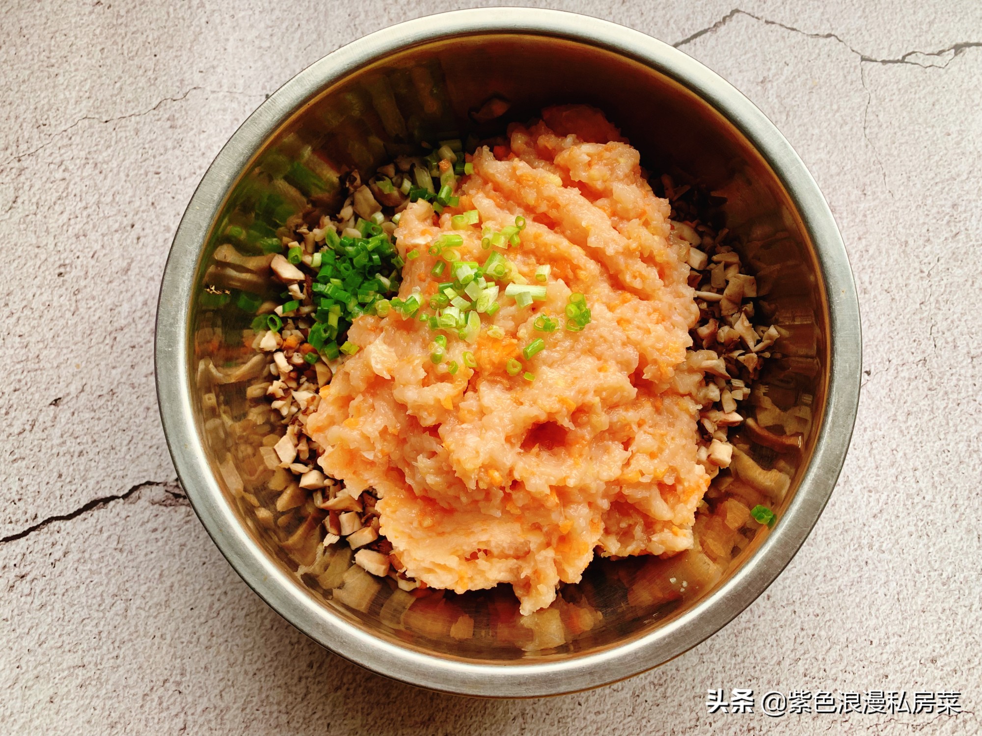 Don’t just boil chicken breasts. Teach you how to cook them. It’s tender on the outside and tender on the inside. It’s delicious and greedy