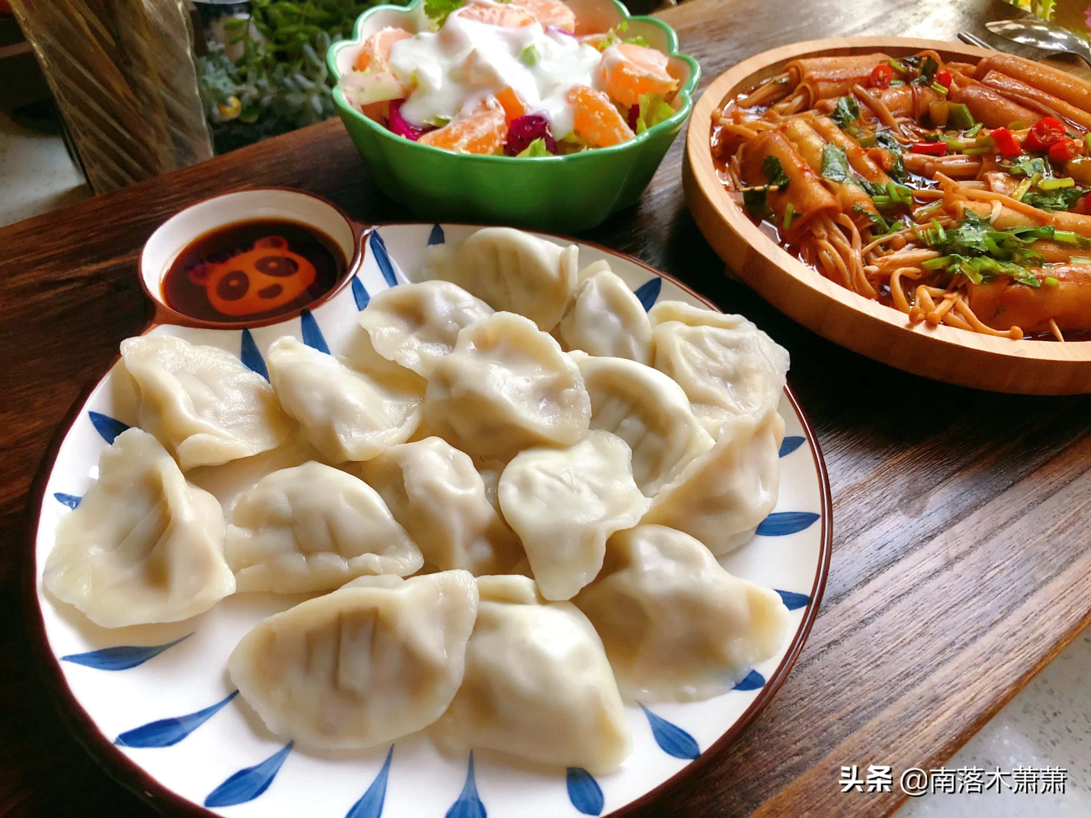 Enoki mushroom and dried tofu are a hundred times more delicious than fried and grilled, especially the thick sauce