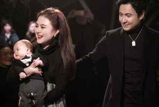 圈内模范夫妻：恋爱长跑13年，沈腾迎娶娇妻，恩