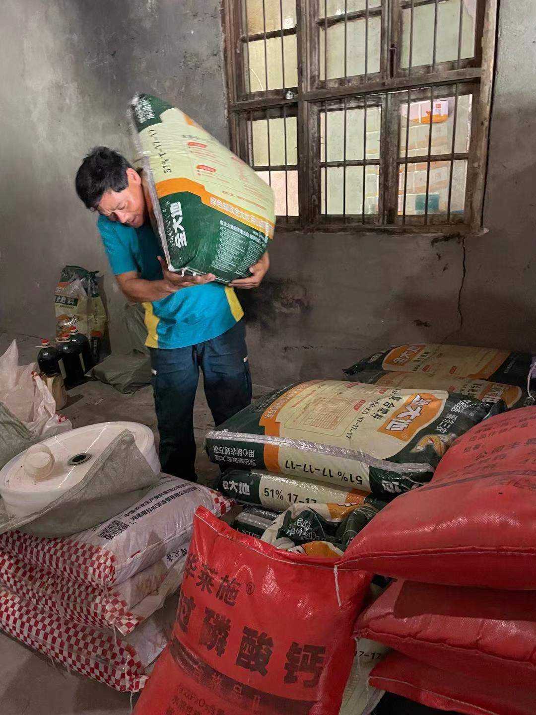 漫漫乡邮路 几多爱民情