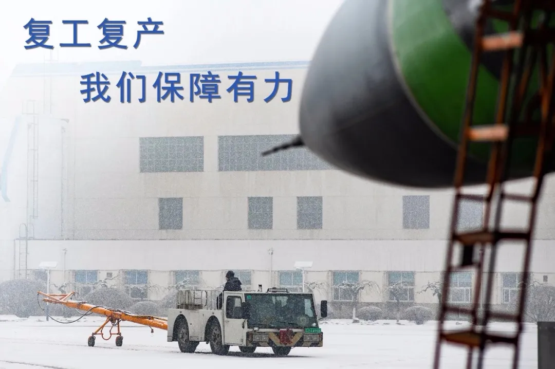 殲-15改進(jìn)型陸續(xù)曝光，“魔改”殲-15將在航母編隊(duì)擔(dān)任什么角色？