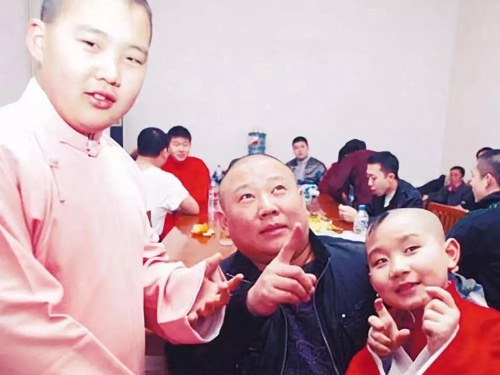 同为德云社演员，郭麒麟为啥没有像张云雷孟鹤