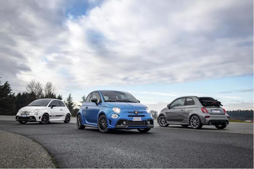 东风猛士民用版M50实车曝光，蔚来车主每月可享受4次免费换电