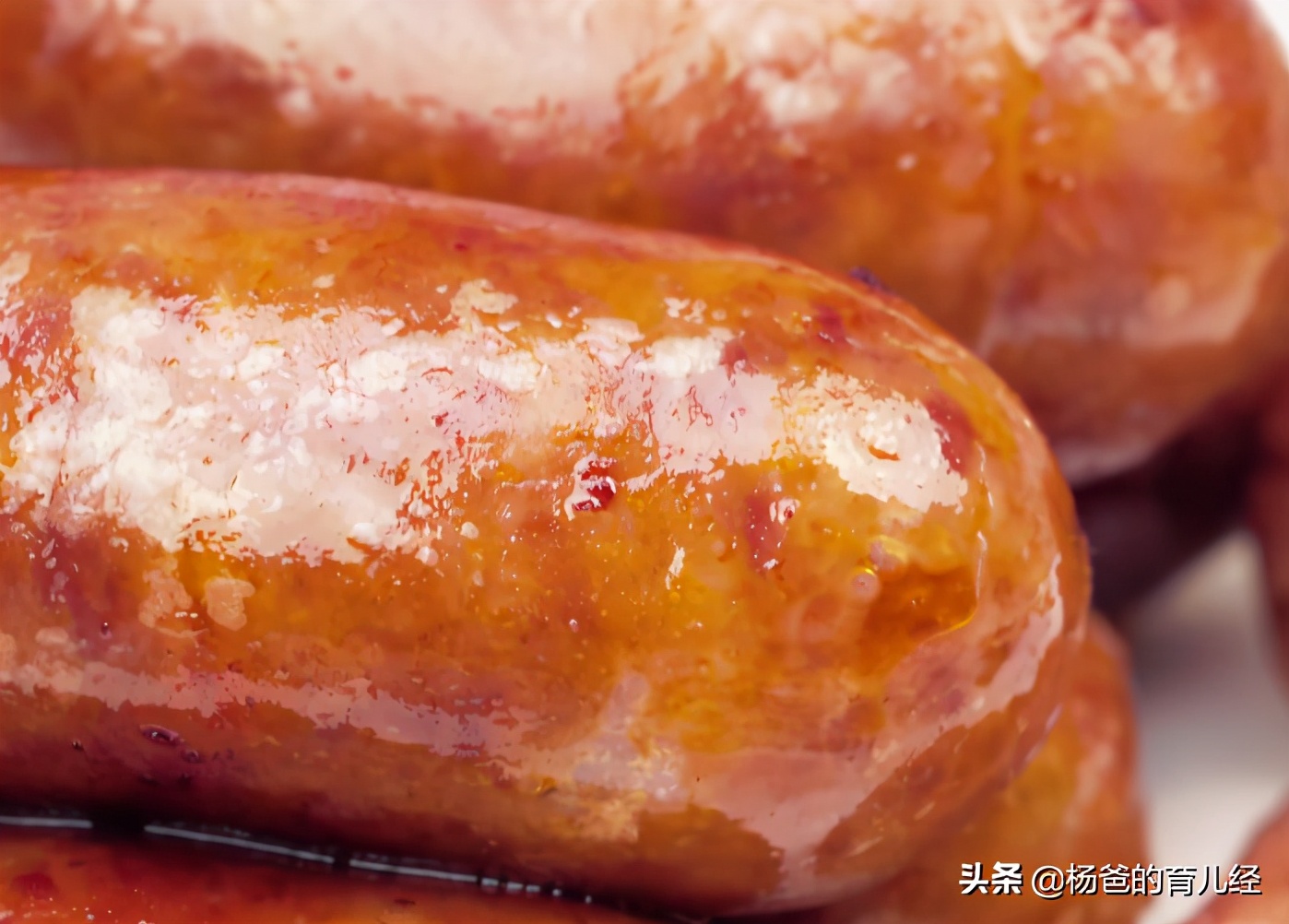 孩子愛吃的脆皮小香腸，在家教你輕鬆做，軟嫩鮮香又美味，真解饞