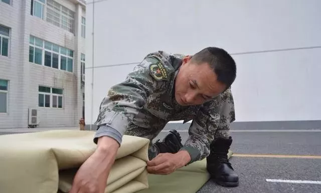 镜头下：中美俄三国军人的宿舍，差别一眼就能