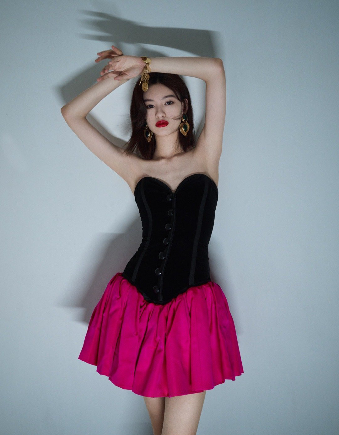 过时单品反成为时髦标签？上世纪的复古港风，如今竟让女星都沦陷