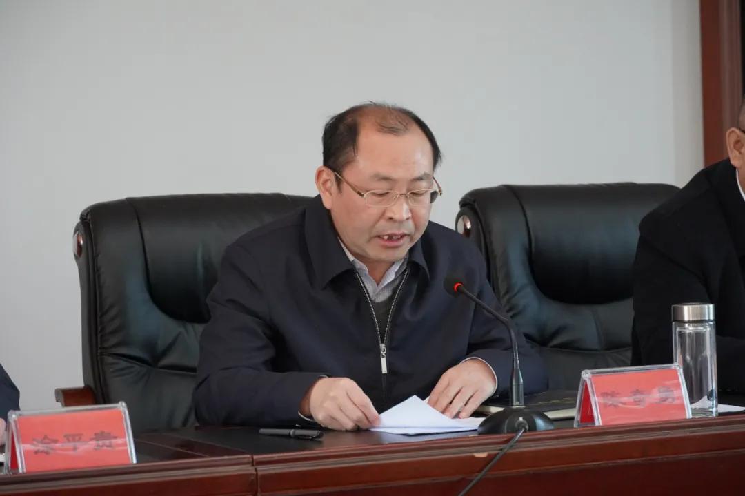 市人民检察院党组成员,副检察长涂平贵,县委常委,组织部长陈奇勇,县委