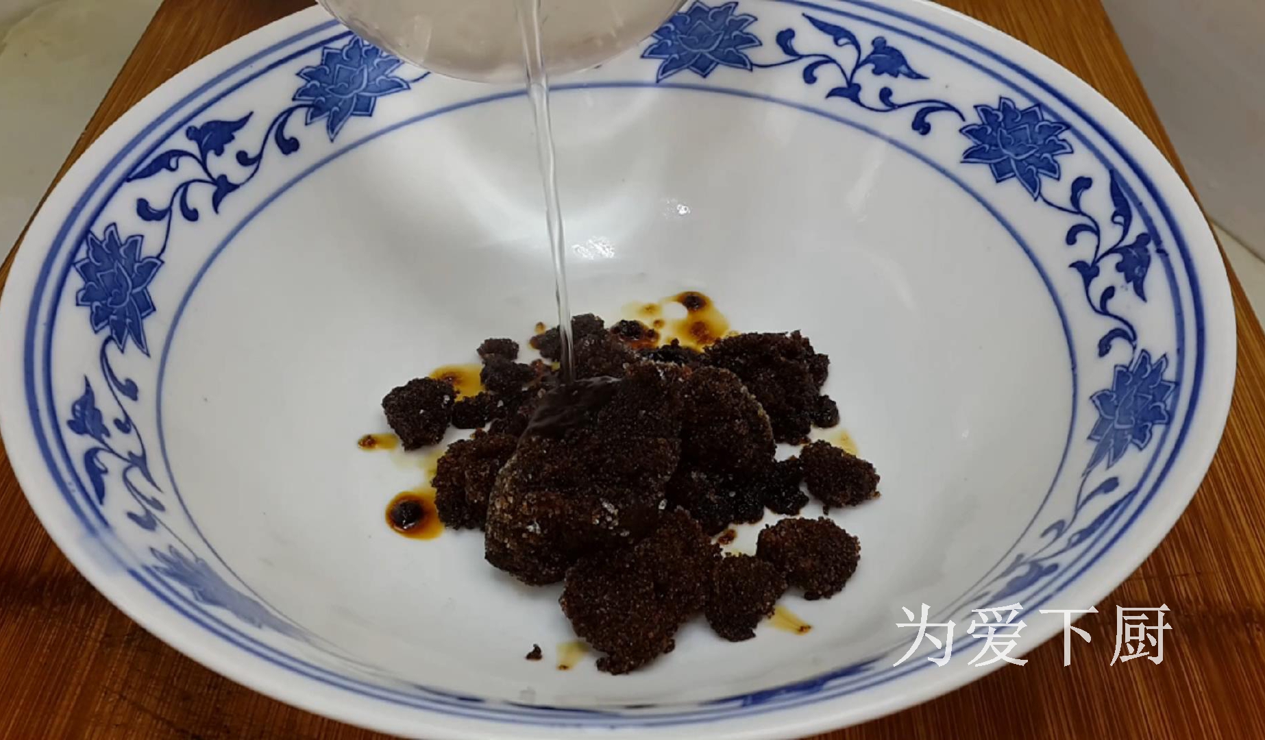 這零食的做法太好吃了，冰箱裡一放，比薯片還好吃，一口一個真香