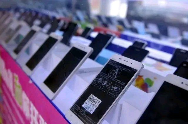 这也太狠了！印度正式行动，小米直接放弃“中