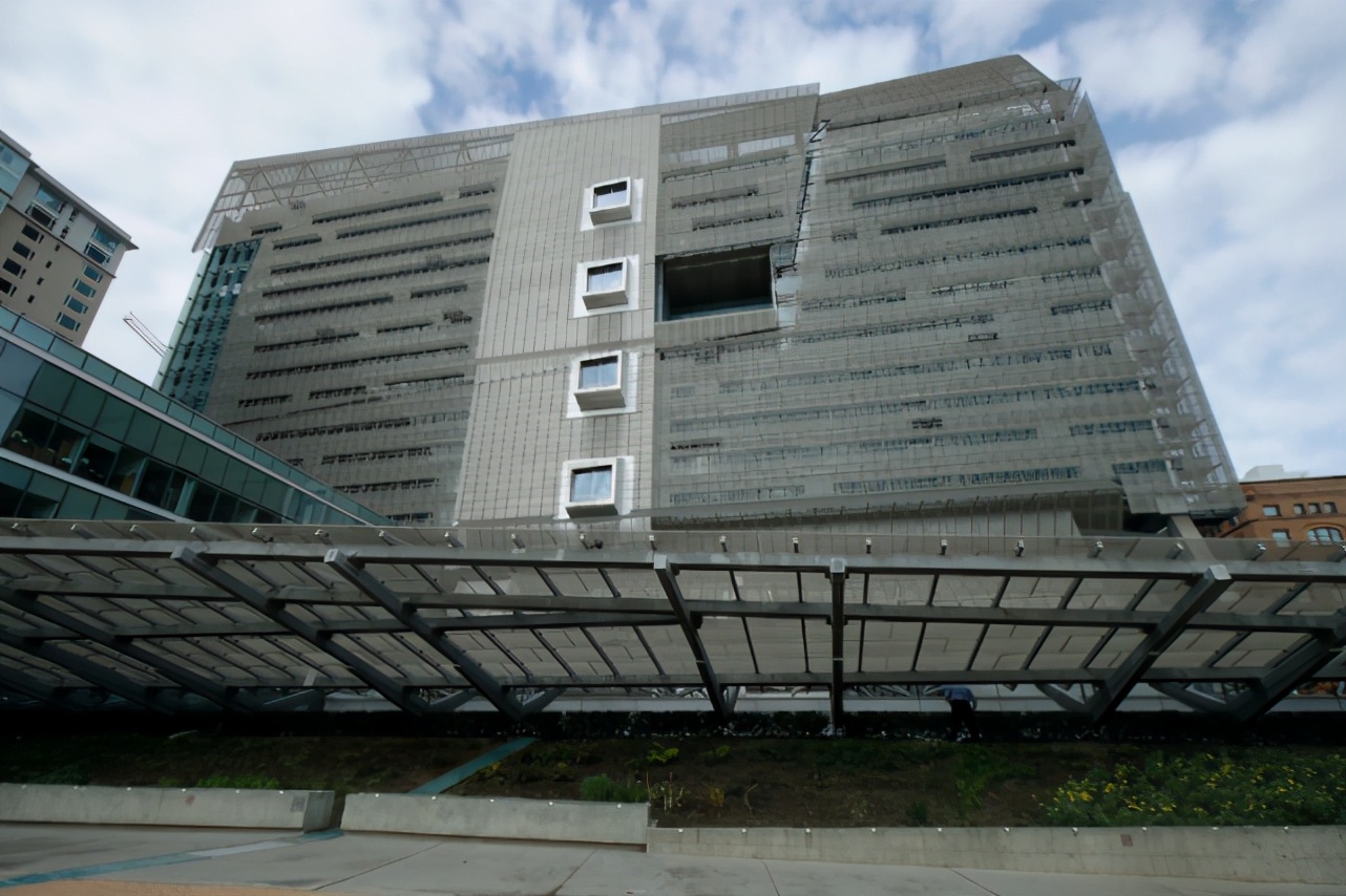 强加审美？特朗普下令要求美政府建筑采用古典风格