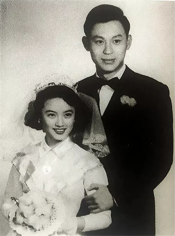 80岁以上的香港老戏骨:每一张照片都是回忆,全认识的是资深影迷