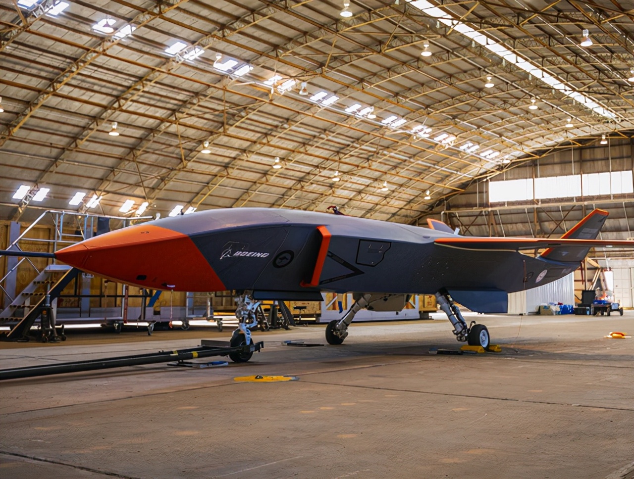 ��Ǳͧ�����䣬����ʯ�۸�ȴ������Ĵ����ǶԿ��й��ĵ���������