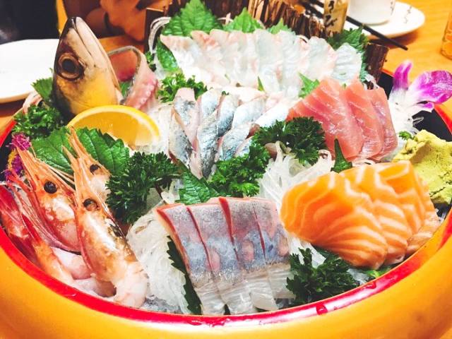 成都祥和里这条600米的美食巷子，要带5个胃才敢去吃