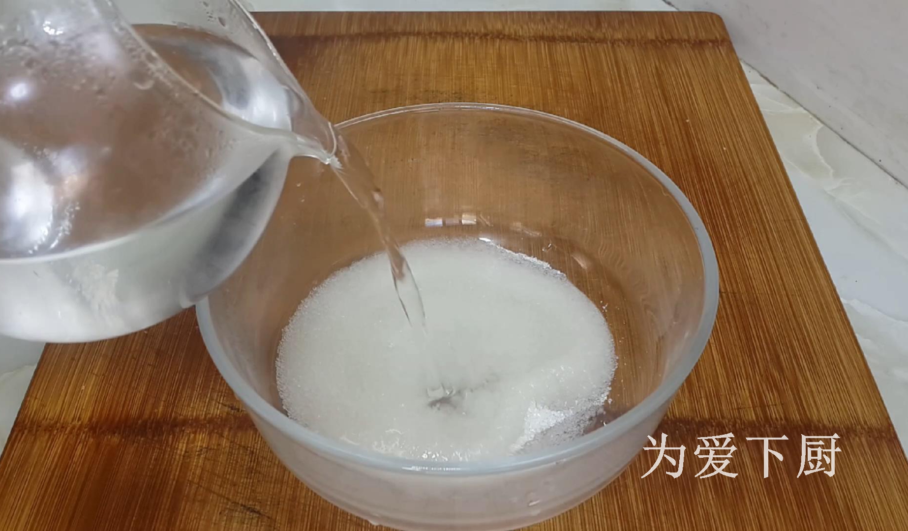 麻團這做法才最正確，掌握3個技巧，個個空心不炸鍋，比買的還香