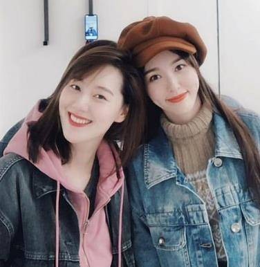 唐嫣闺蜜晒近照，状态略显憔悴！曾是当红主播却隐退，至今仍未嫁