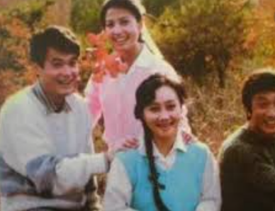 《渴望》剧组30年再聚首：她9次错过刘慧芳，才