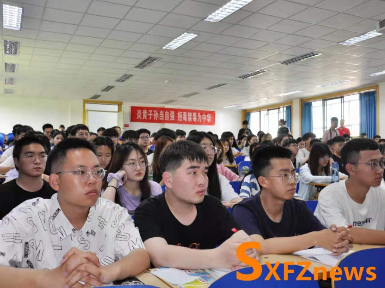 大同市平城区禁毒委联合大同大学开展“国际禁毒日”主题宣传活动