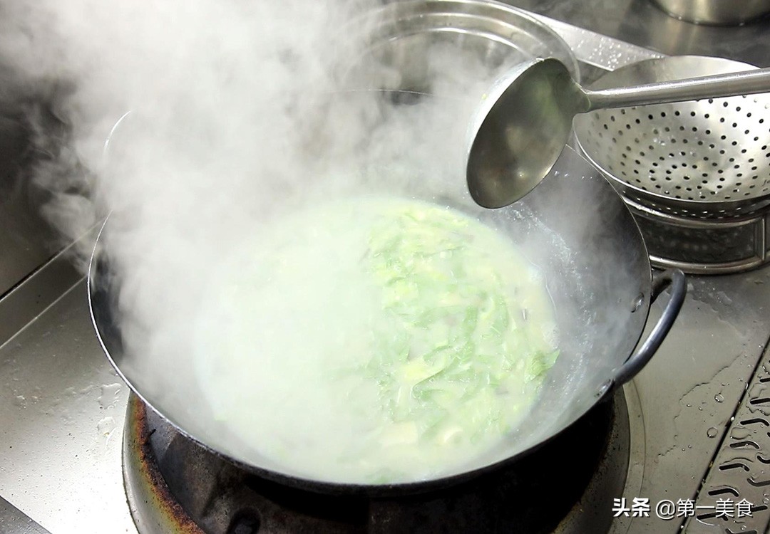 图片[13]-爱吃豆腐的要收藏了 大厨教你在家做鸭血豆腐汤 口感鲜嫩又清汤-起舞食谱网