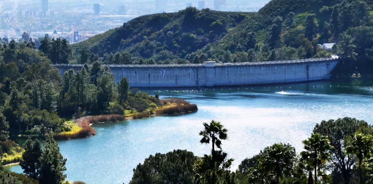 ��������ˮ�����9600������������ˮ��ͺ��������ˣ�