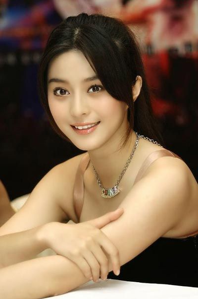 这才是真实的郑爽吧