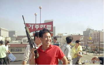 以暴制暴的眼镜亚洲男，1992洛杉矶暴动之后，美