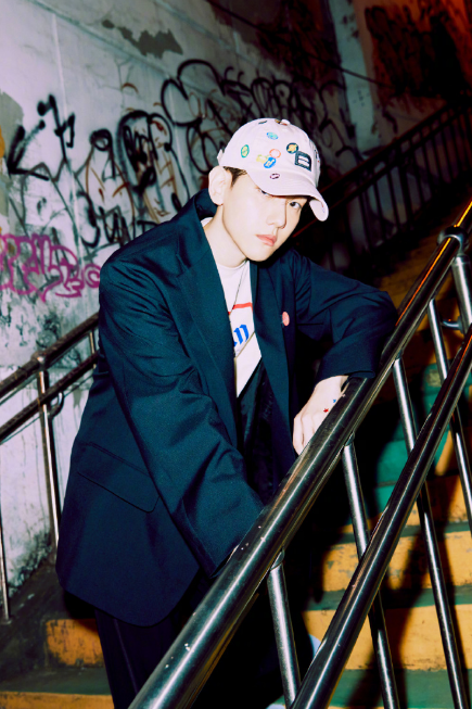 粉丝也变私生饭？边伯贤家门口被私生饭蹲守，