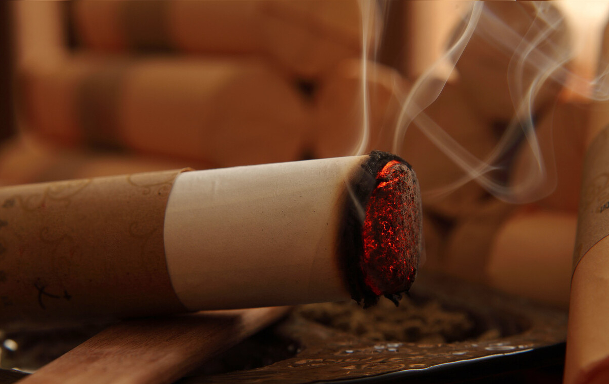 往來寒熱、胸脅苦滿，中藥是用小柴胡湯；那穴位呢？ 醫生為您解讀