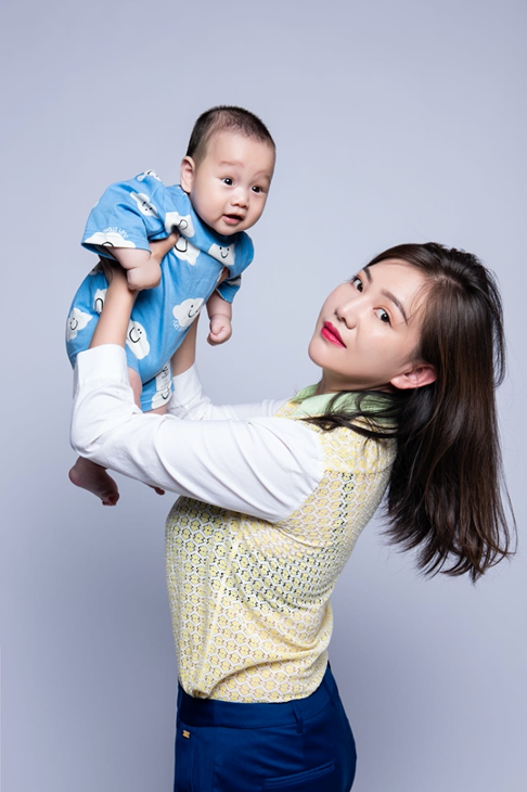 当电竞女强人成为母亲：有人放弃股权，有人带