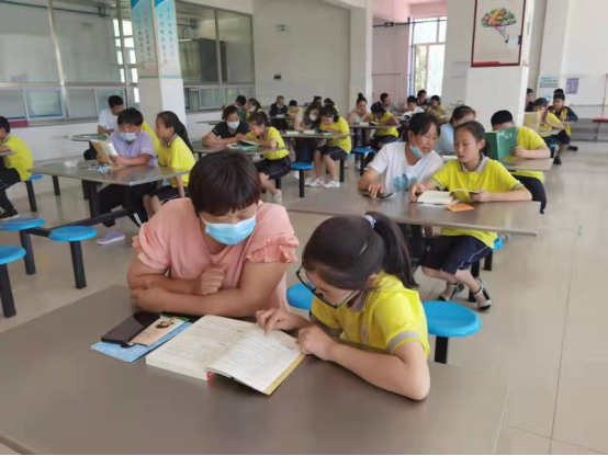 内蒙古喀喇沁旗：家庭教育进村庄 助力孩子健康成长