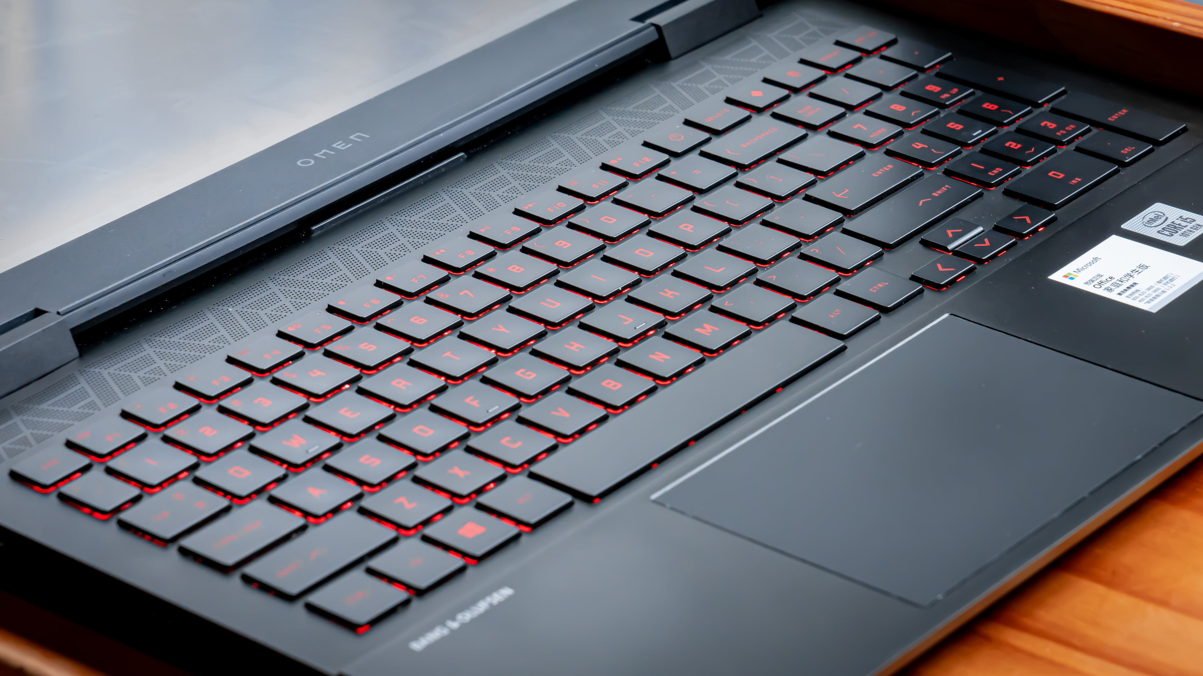 办公影音游戏全能跨界惠普omen暗影精灵6游戏本深度解读