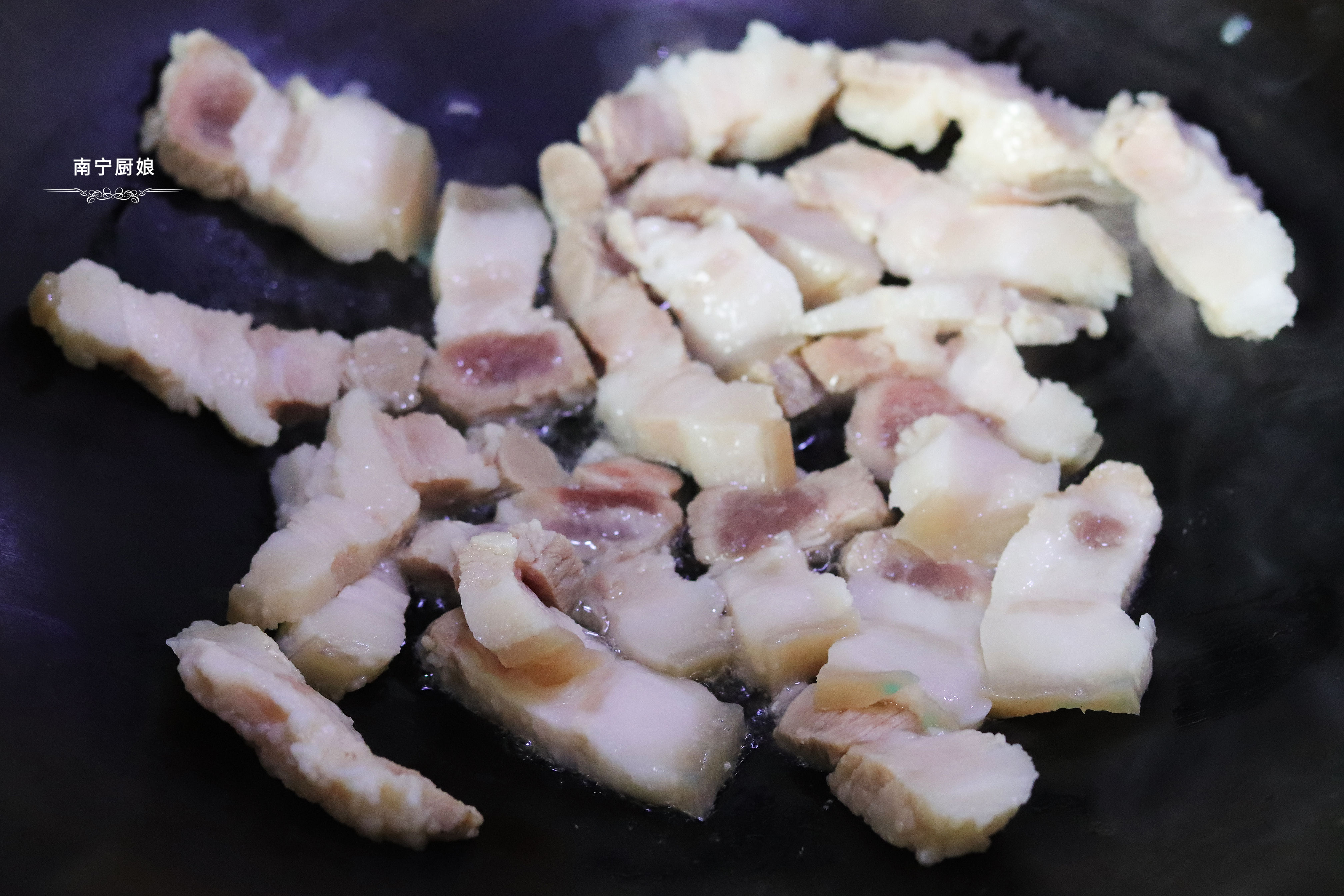 回鍋肉這樣做吃著才過癮，肥而不膩，超級下飯，每次做一盤不夠吃