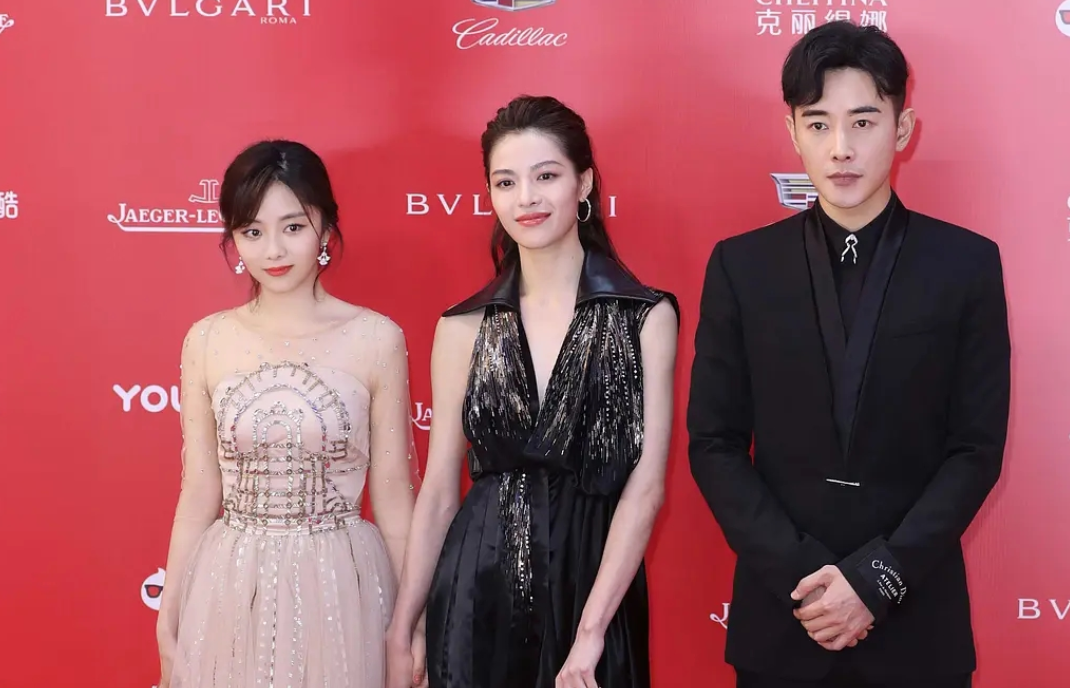 Adult edition " July with still " calm archives, tan Songyun and bell Hunan sunlight are geminate female advocate, luo Jin performs broken bits male