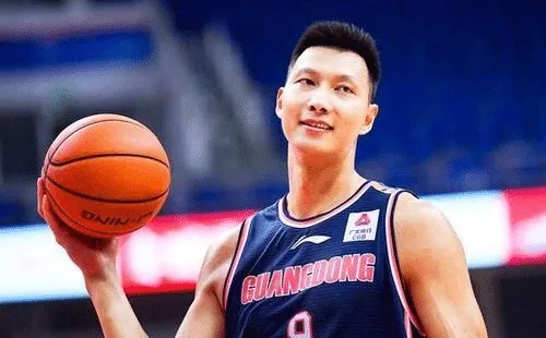 08年中国男篮黄金一代成员现状：各有新工作，仅剩两人还在打球