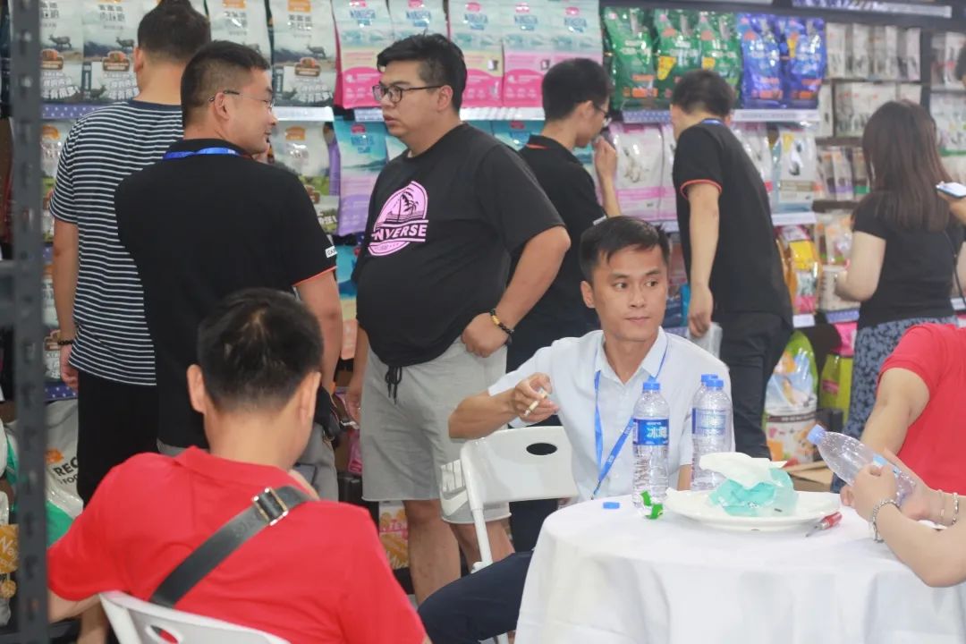 2021CPF华中武汉宠物展:专业观众送酒店火热进行中