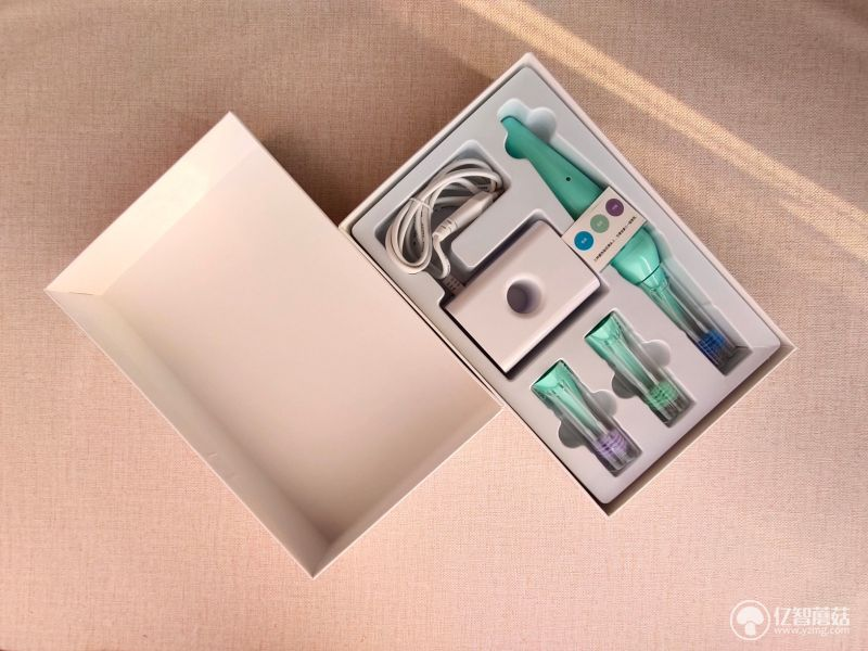 颠覆传统，引领健康刷牙新模式，云众智能6D双螺旋电动牙刷体验