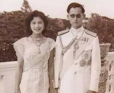 全球最开放的国家，女人出轨率64%，国王都被戴上了“绿帽”