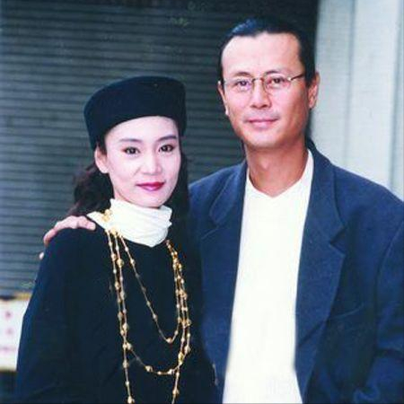 10年前丈夫意外坠楼去世，膝下无儿无女，如今刘雪华过得怎么样？