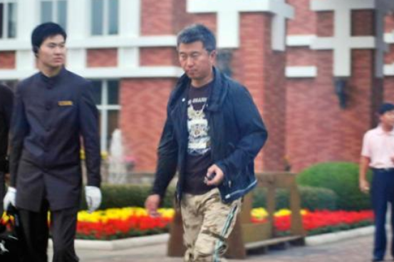 滿文軍的毀滅史，被抓后指控妻子吸毒，就這樣改寫了他的結(jié)局