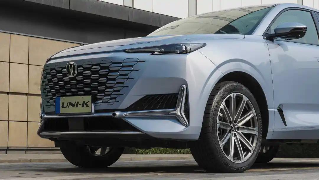 17万元左右的中型SUV，你找不到长安UNI-K的槽点！