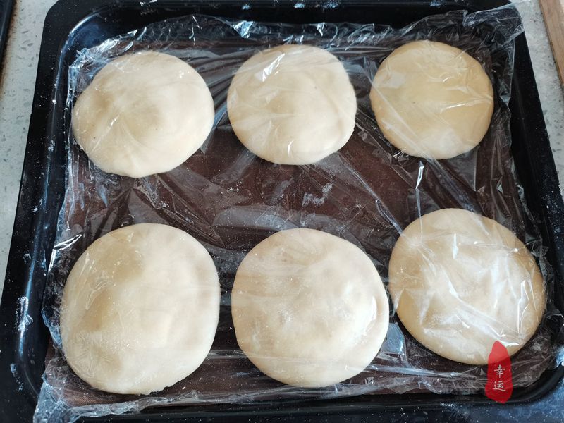 女神節的甜品製作完成，心情暢快如花，外酥內糯層次豐富