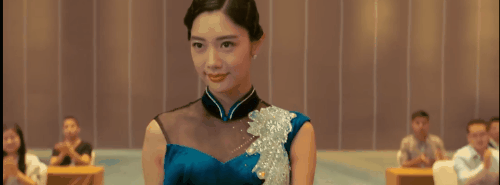 靠“卖肉”骗票房，包贝尔这4.9分大烂片，竟然