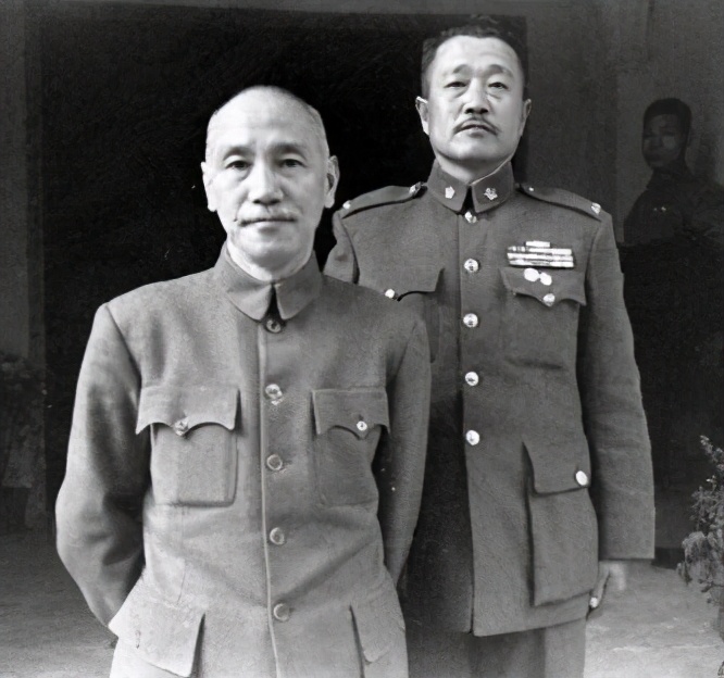 郭汝瑰：蒋介石的作战厅厅长，专为我军提供情报，九十岁车祸逝世