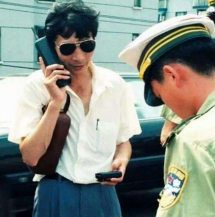 中国第一位办手机号的人，号码当初任意选，他