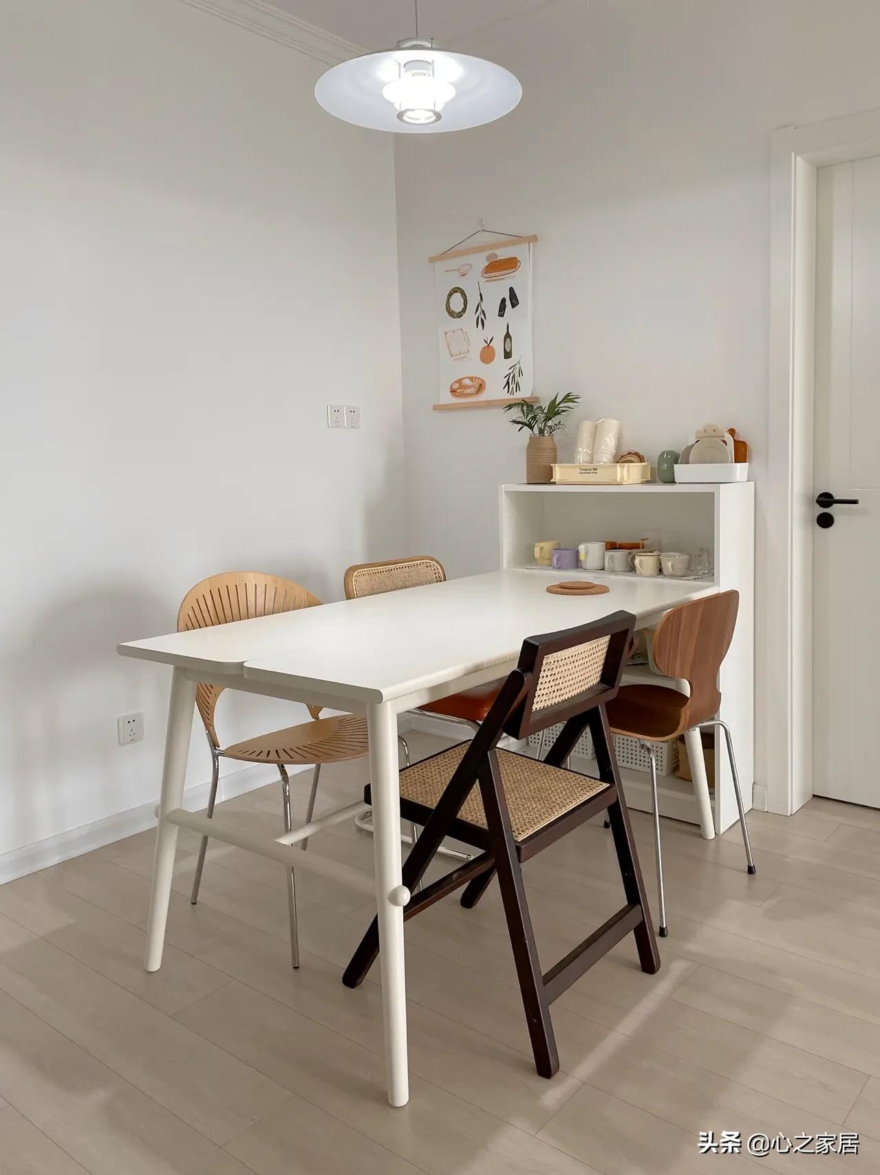 65㎡纯白色简约家装设计，干净利落的小户型，整洁明亮的家居风格