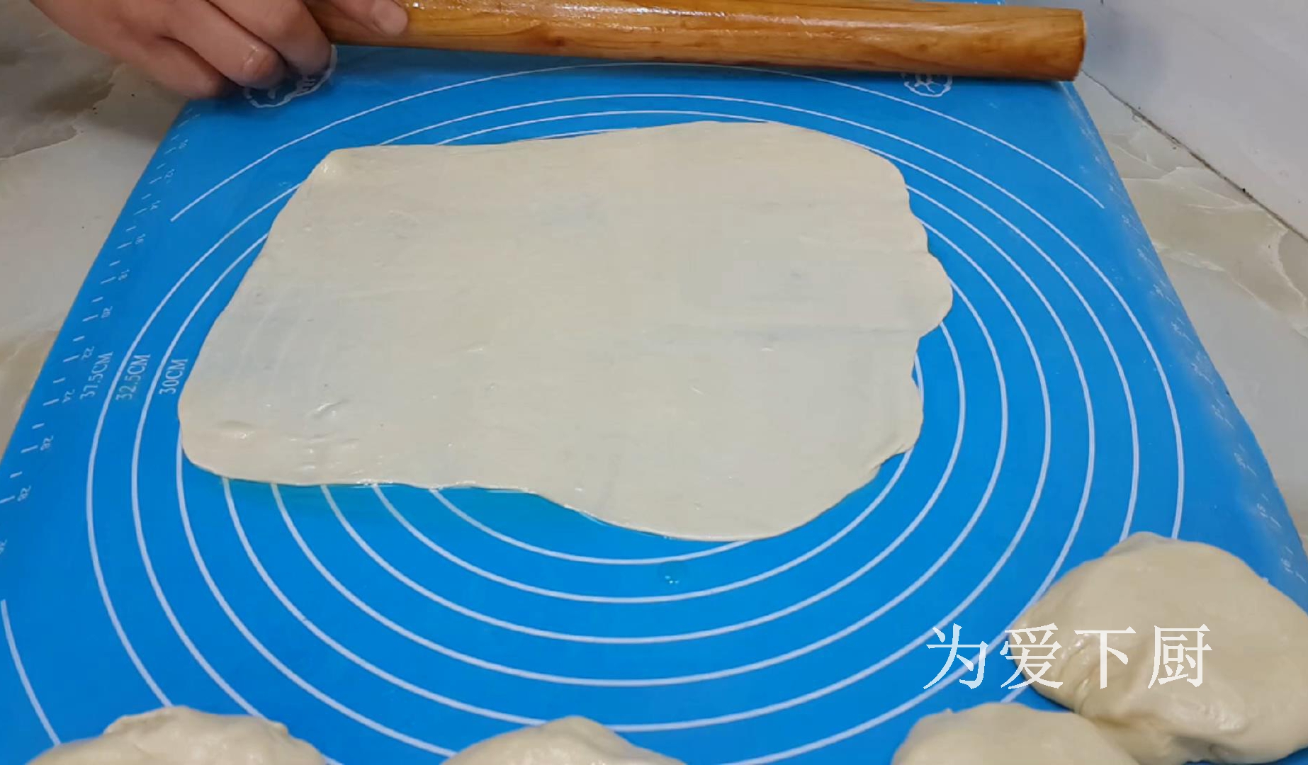 冬天白菜別燉著吃了，鍋裡烙一烙，比包子餃子還香，真的非常好吃